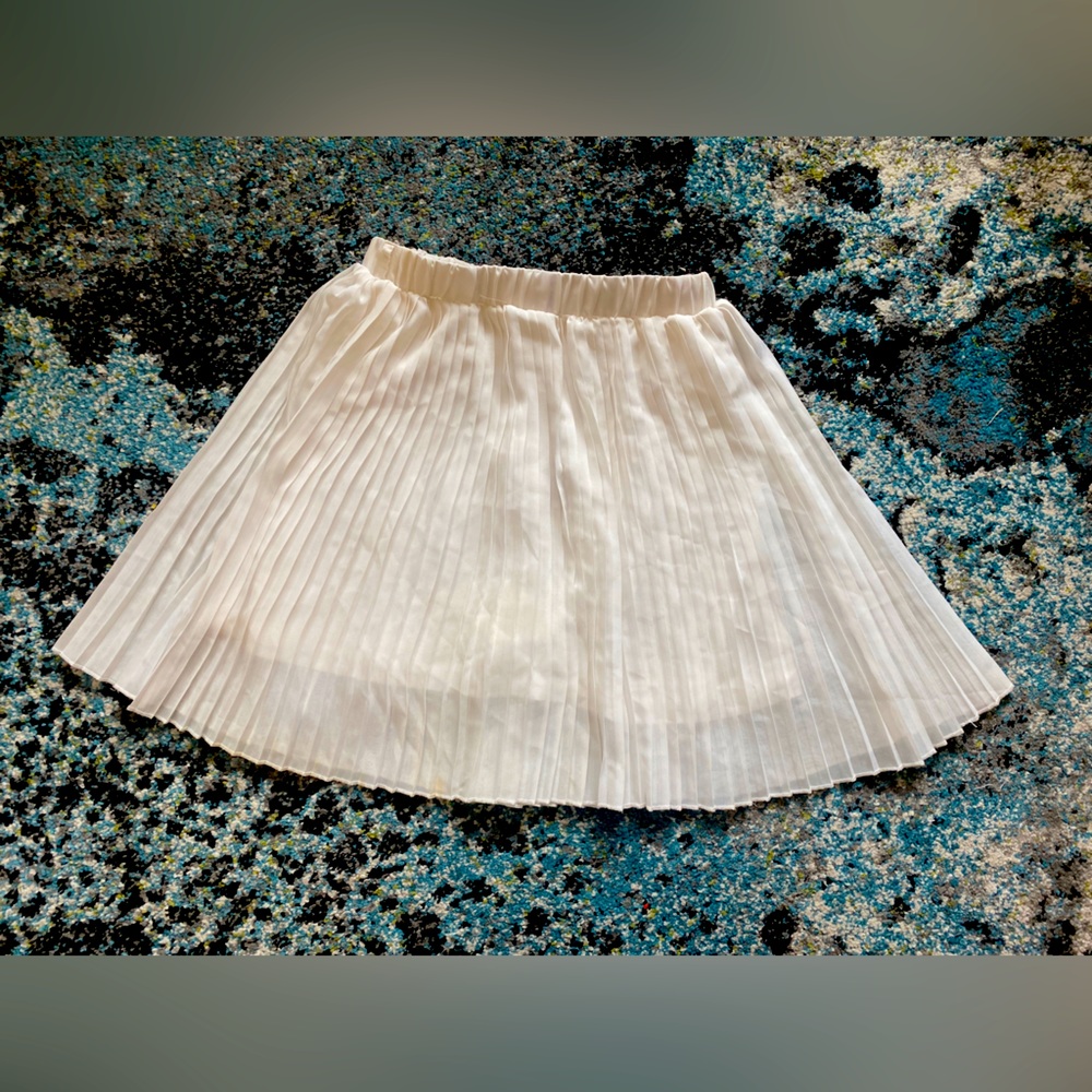 White Chiffon Pleated Tennis Skirt